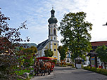 Abmarsch an der Kirche in Reit im Winkl