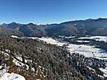 Im Hintergrund zeigen sich einige Spitzen der Reiter Alm