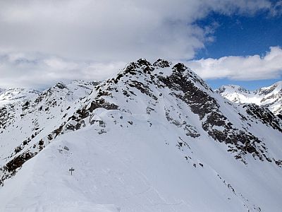 Nach Westen der Gipfel der Maurerspitze