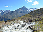 Blick über den Bach zur Talleitspitze