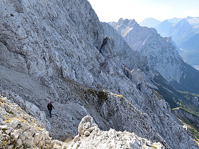 ... weiter dem Pfad folgen, ... 