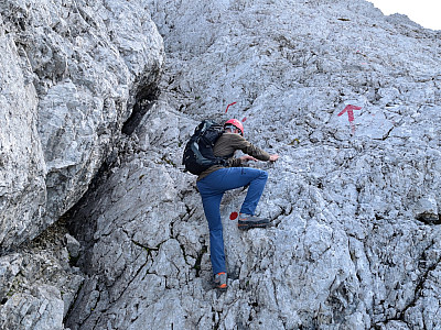 ... wieder aufwärts geht.