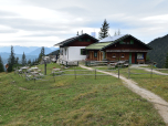 ... dann haben wir die Hochlandhütte erreicht.