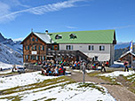 Die Schlüterhütte ist ein Stützpunkt am Dolomiten-Höhenweg Nr. 2