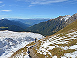 ...und schlagen dort den Weg zur Gampenalm ein