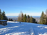 Die Aussicht ist durch den Wald eingeschränkt