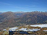 Blick vorbei an der Flatschspitze ins Pfitscher Tal, ...
