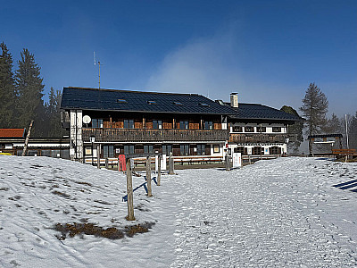 ...und erreichen das Blomberghaus