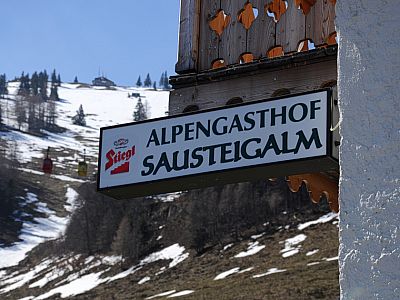 ... haben wir schnell die Sausteigalm erreicht.