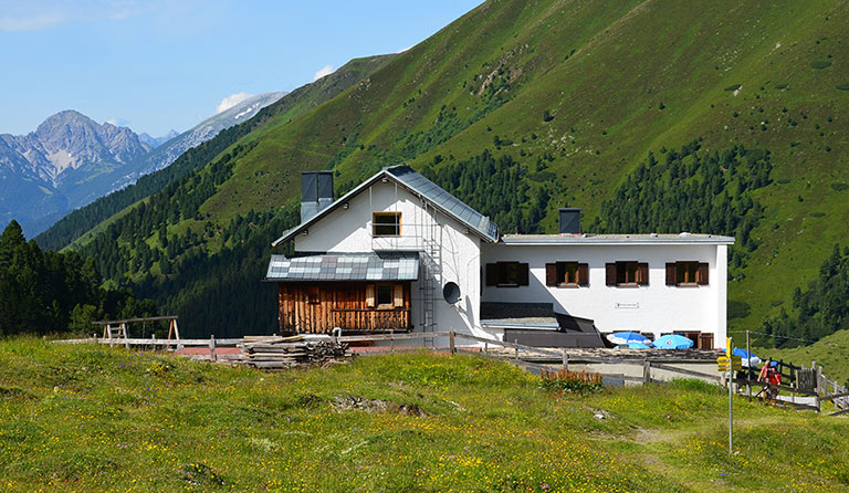 Adolf-Pichler-Hütte
