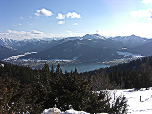 Ausblick von der Terrasse auf den Tegernsee