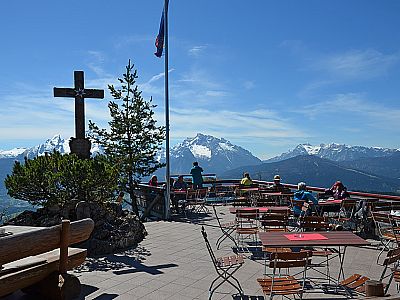 Auf der Hüttenterrasse