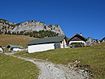 Die Bichler Alm liegt auf der Südseite der Benediktenwand