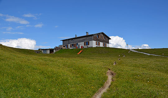Blaserhütte (2180 m)