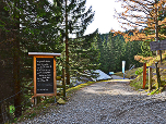Der Eingang zur Hütte