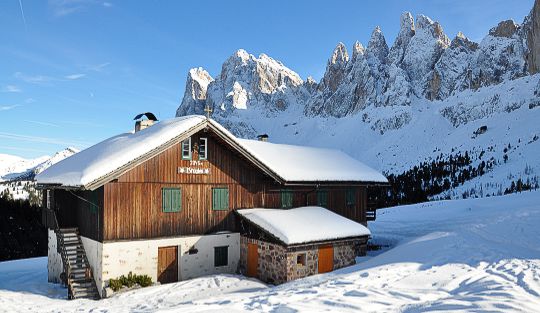 Brogleshütte (2045 m)
