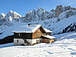 Brogleshütte vor den Geislerspitzen