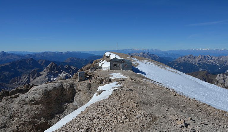 Capanna Punta Penia