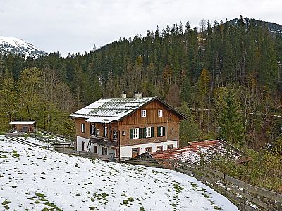 Blick von der Kapelle zur Erzherzog-Johann-Klause