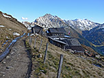 Die Flecknerhütte vor der Jaufenspitze
