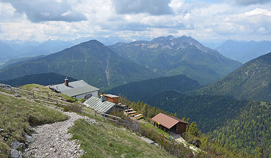 Heimgartenhütte (1775 m)