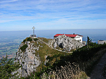 Gipfel des Hochfelln und Hochfellnhaus