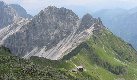 Innsbrucker Hütte (2369 m)
