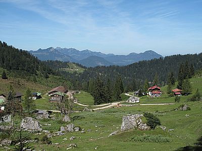 Rückblick beim Aufstieg zum Widauersteig