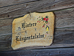 Schild an der Hüttenfront