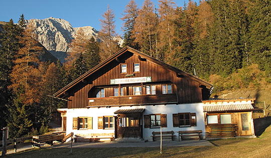 Lehnberghaus (1554 m)