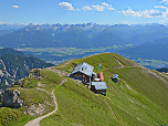 Nördlinger Hütte beim Abstieg von der Reither Spitze gesehen