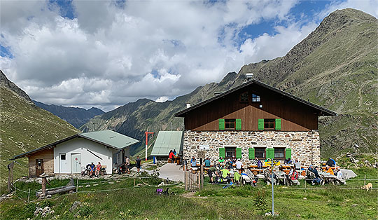 Pforzheimer Hütte (2308 m)