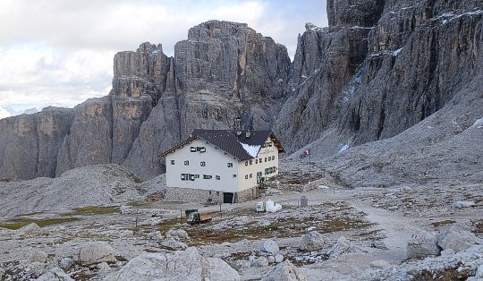 Pisciadùhütte (2585 m)