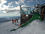 Rutsche an der Hütte