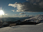 Aussichtsbank weiter unten an der Skipiste