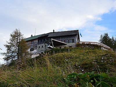 Die Hütte wurde im Jahre 1900 eröffnet