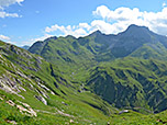 Tiefblick zur Hütte vom Spuller Schafberg