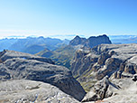 Blick von der Hütte zum Langkofel