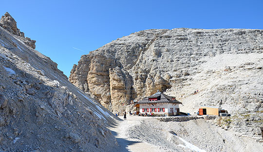 Rifugio Forcella Pordoi (2848 m)