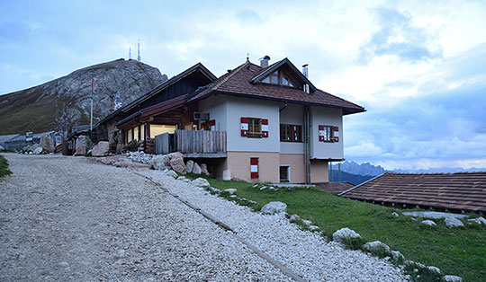 Friedrich-August-Hütte (2298 m)