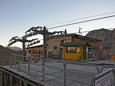 Die Hütte am Morgen