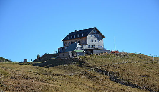 Rotwandhaus (1737 m)