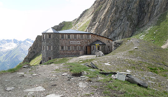 Sajathütte (2600 m)