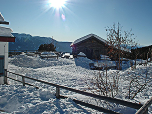 Vorplatz der Schatzerhütte im Winter