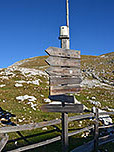 Wegweiser am Schlernhaus