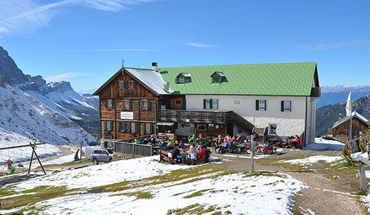 Schlüterhütte (2306 m)