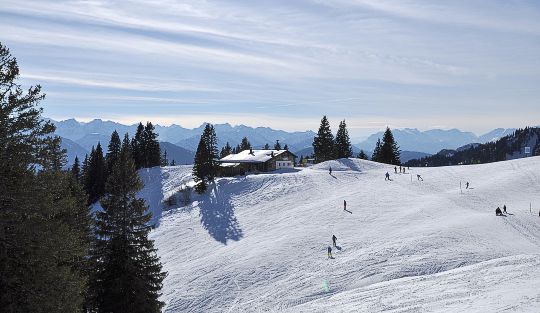 Tölzer Hütte am Brauneck (1450 m)