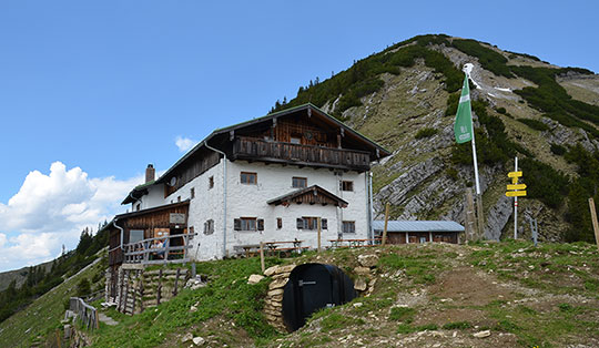 Tölzer Hütte (1825 m)