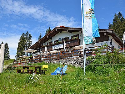 Die Hütte auf einer Höhe von 1160 Metern...