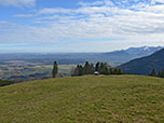 Ausblick von der Alm auf den Chiemgau